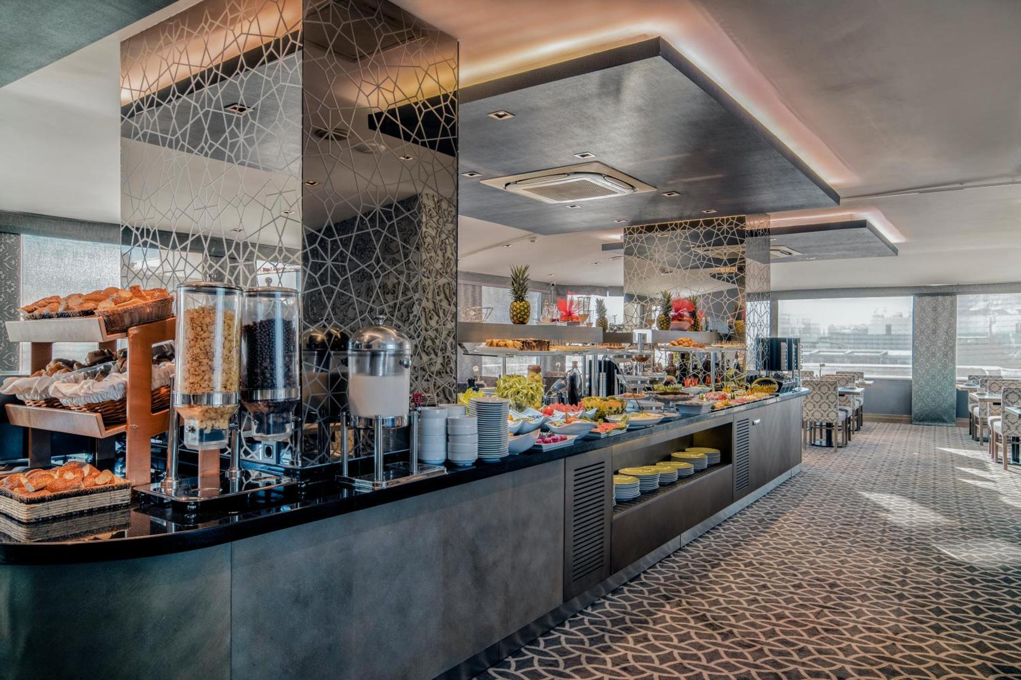 Ahc Grand Bazaar Hotel — Photos 3